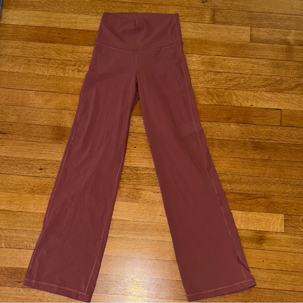 Aritzia High-Waisted wide leg Yoga Pants XS